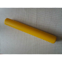 tilbud-stafettpinne-i-plast-gul