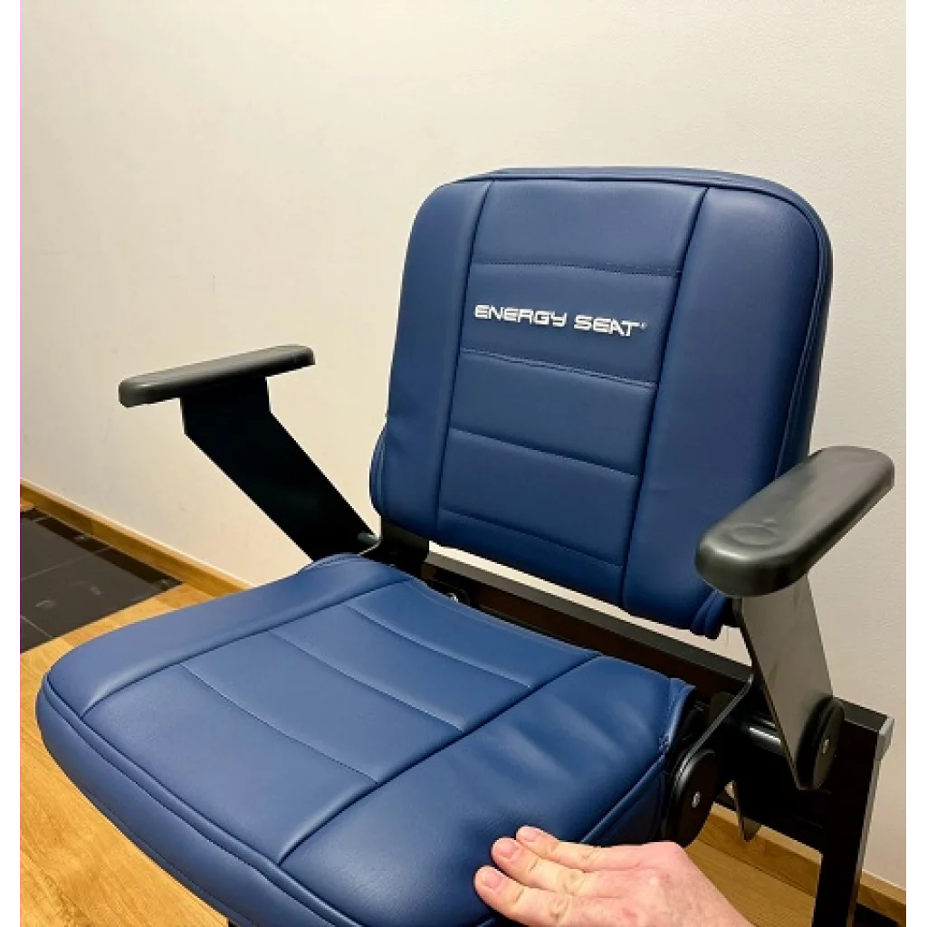 Energy tribunestol, tip-up-modell