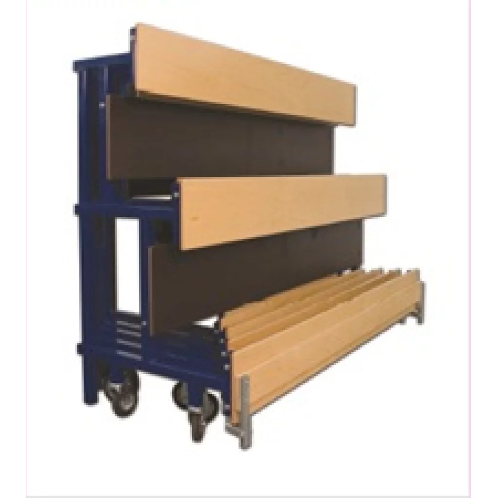 Mobile tribuneseksjoner med sittebenk L=10 m med ca. 60 plasser