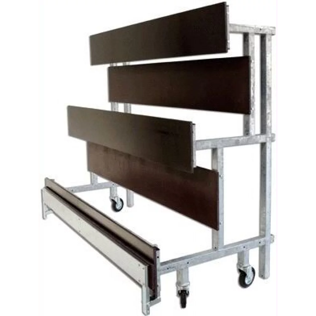 Mobile tribuneseksjoner med sittebenk L=10 m med ca. 60 plasser