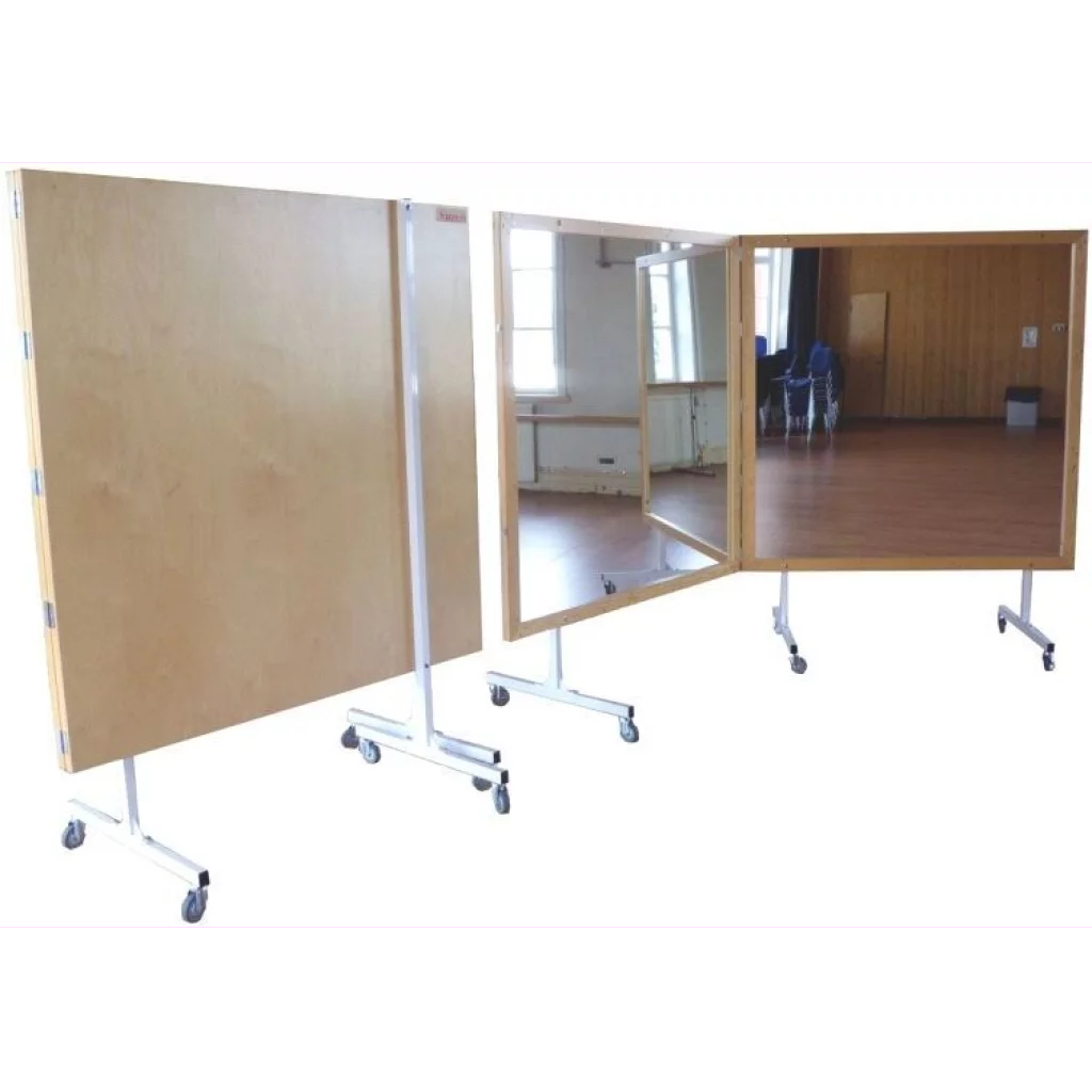 Speilskap på stativ