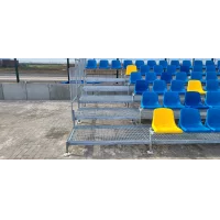 utendorstribune-med-plastseter